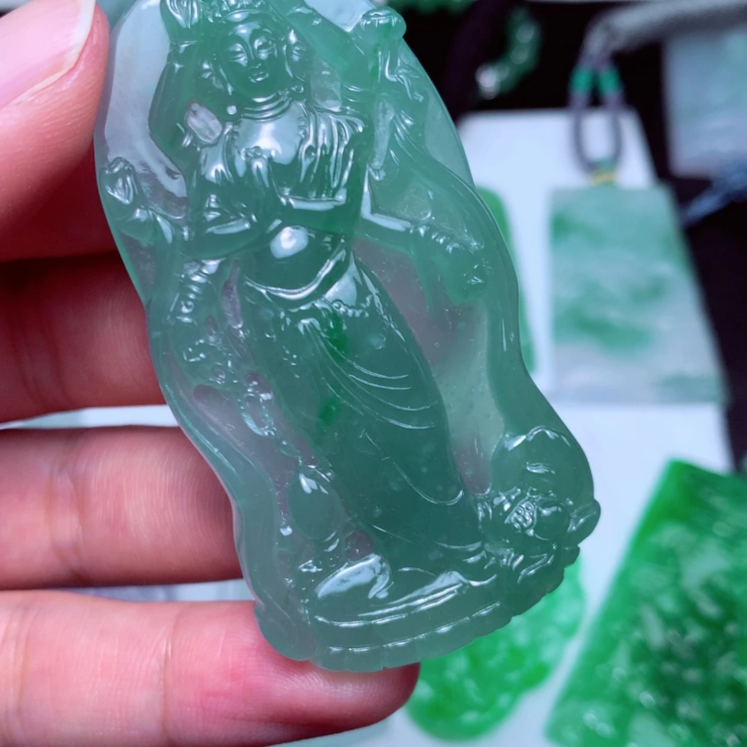 颈饰未镶嵌翡翠天然A货翡翠