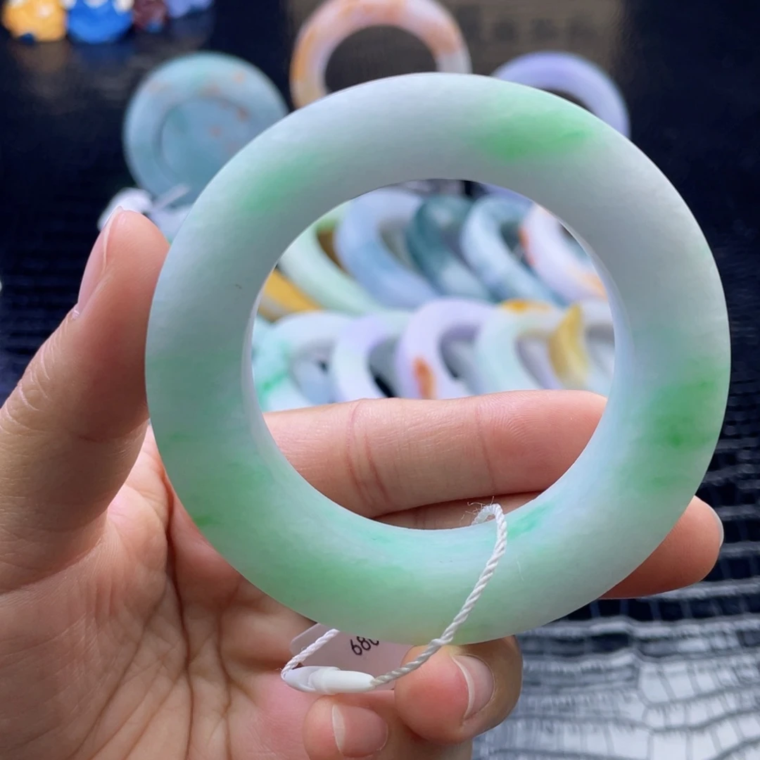 未镶嵌翡翠定制翡翠