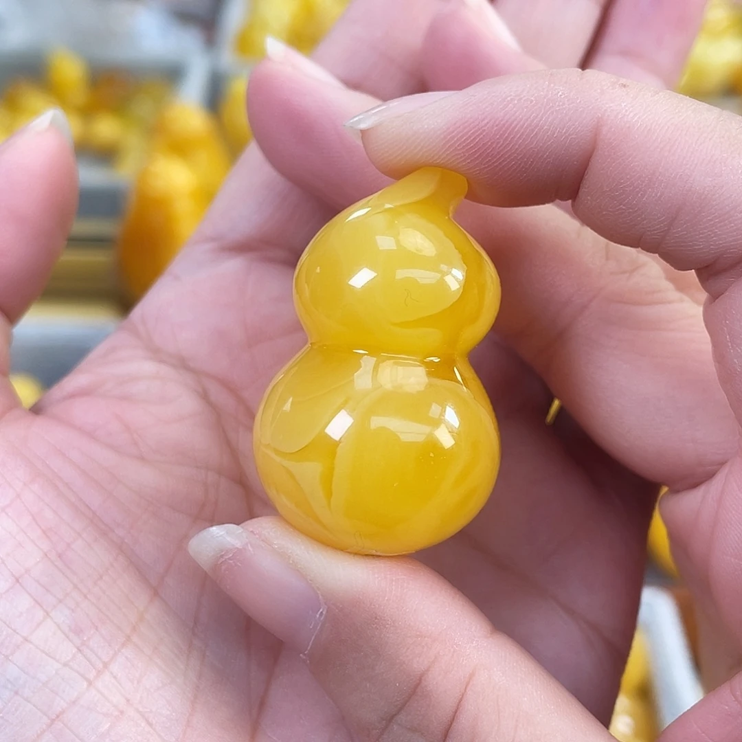琥珀未镶嵌珠宝奇石h27
