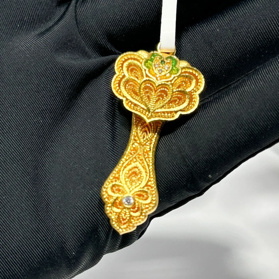 足银银制品 银饰品 编号：075751086如意吊坠