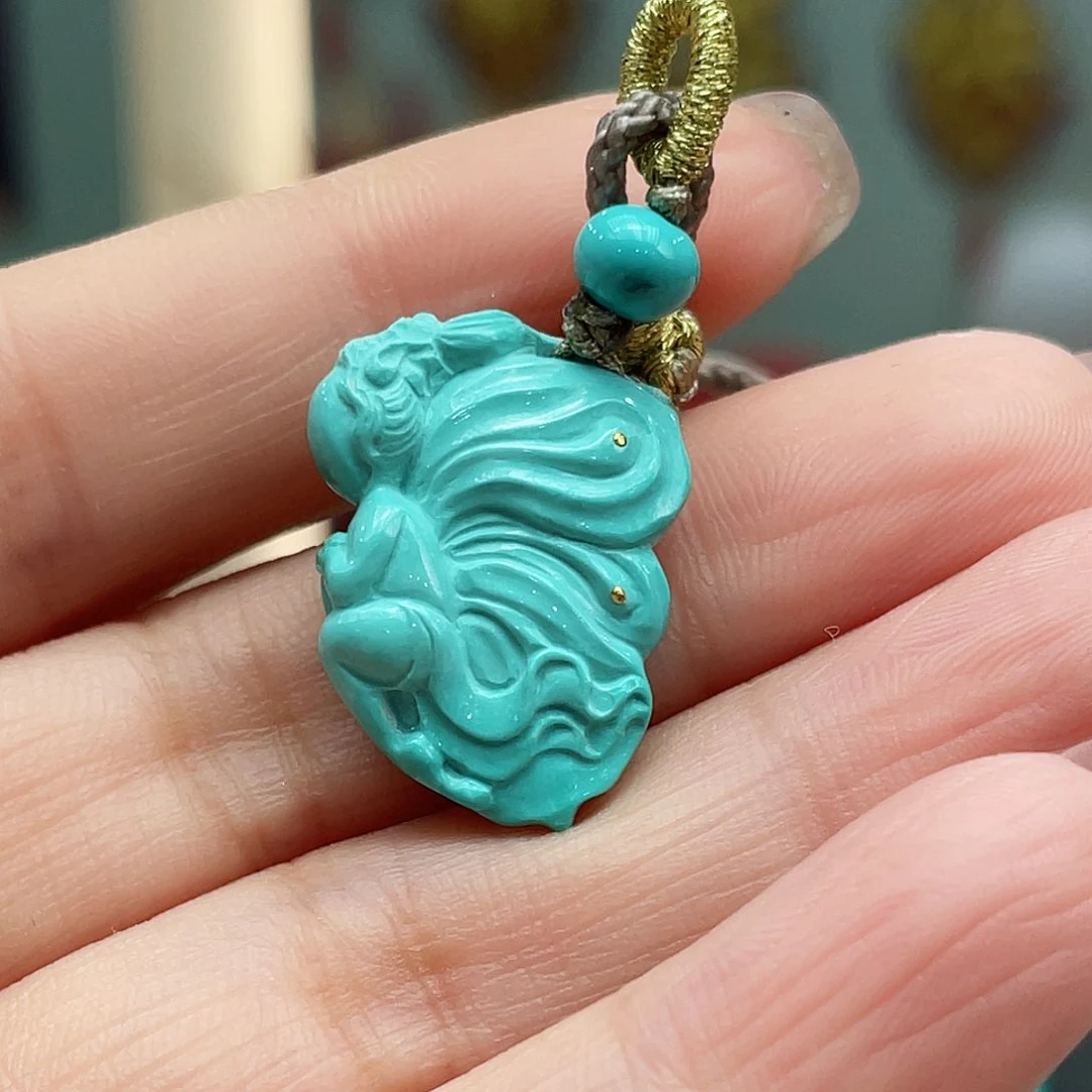 绿松石颈饰未镶嵌