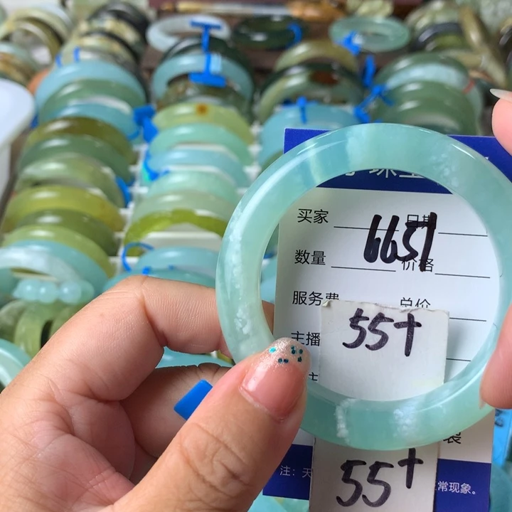 蛇纹石玉未镶嵌手镯6651