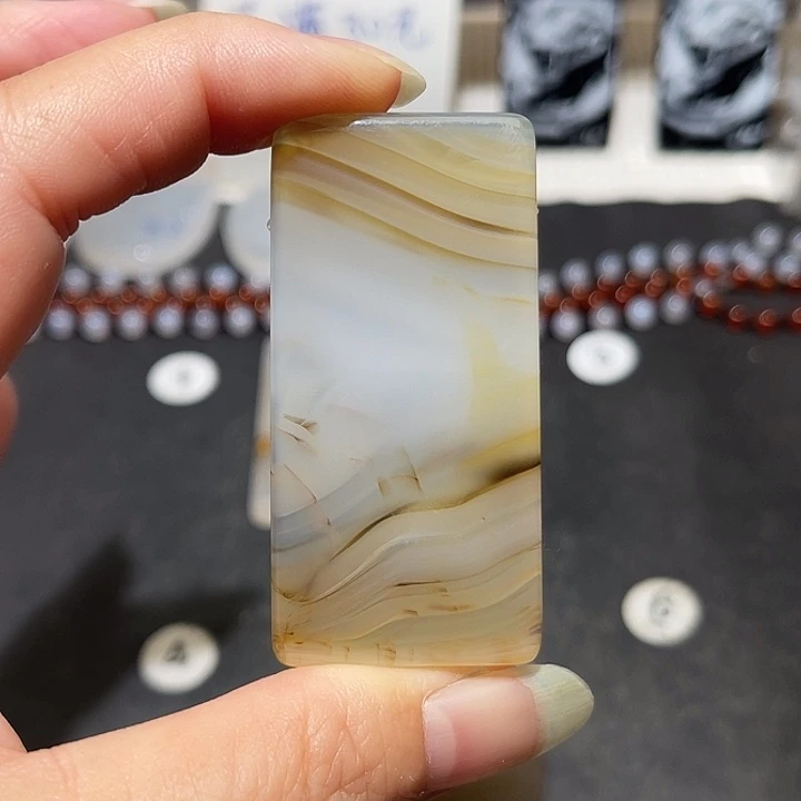 火***台玛瑙/玉髓未镶嵌吊坠(不含链)