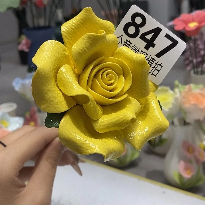 陶瓷纯手工捏花设计