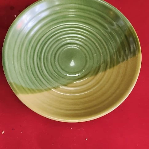 瓷片盘，沙锅，瓷片，瓶，碗，各种沙锅，摆件，