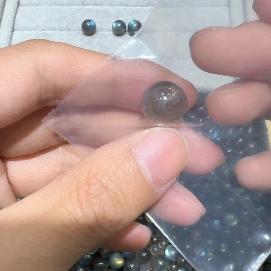 水晶打孔不退换未镶嵌