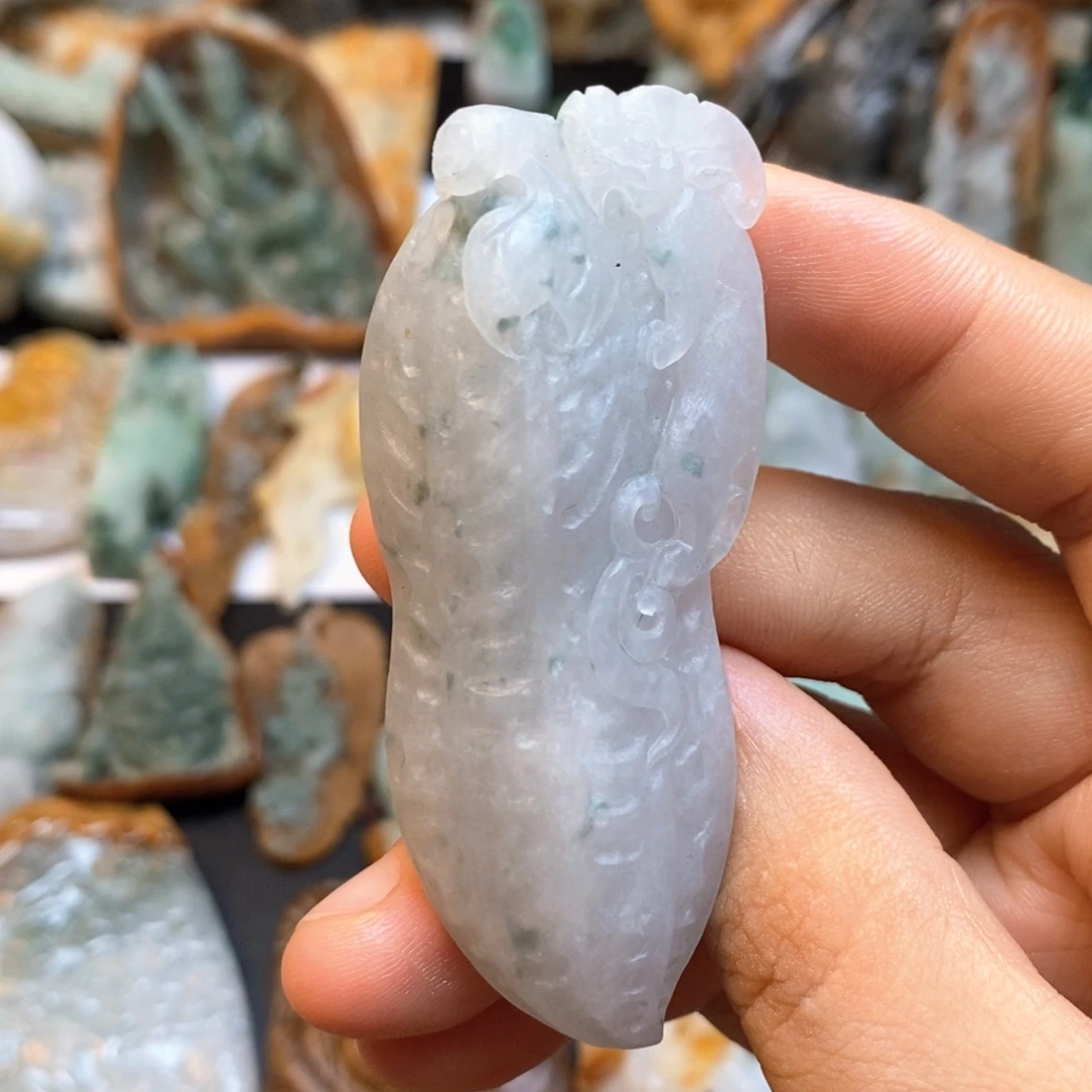定制翡翠未镶嵌特色52