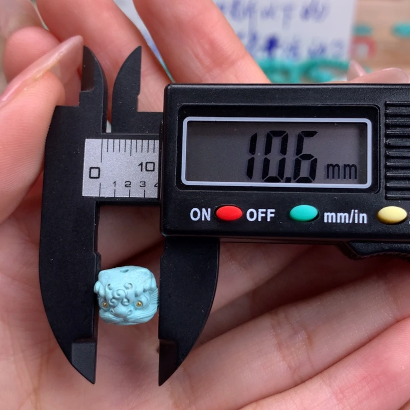 【闪购商品】绿松石雕刻未镶嵌