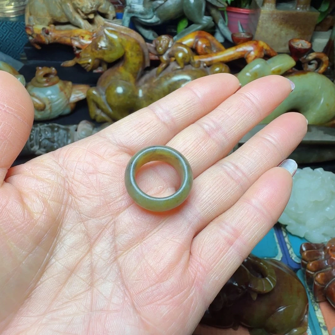 和田玉戒指未镶嵌