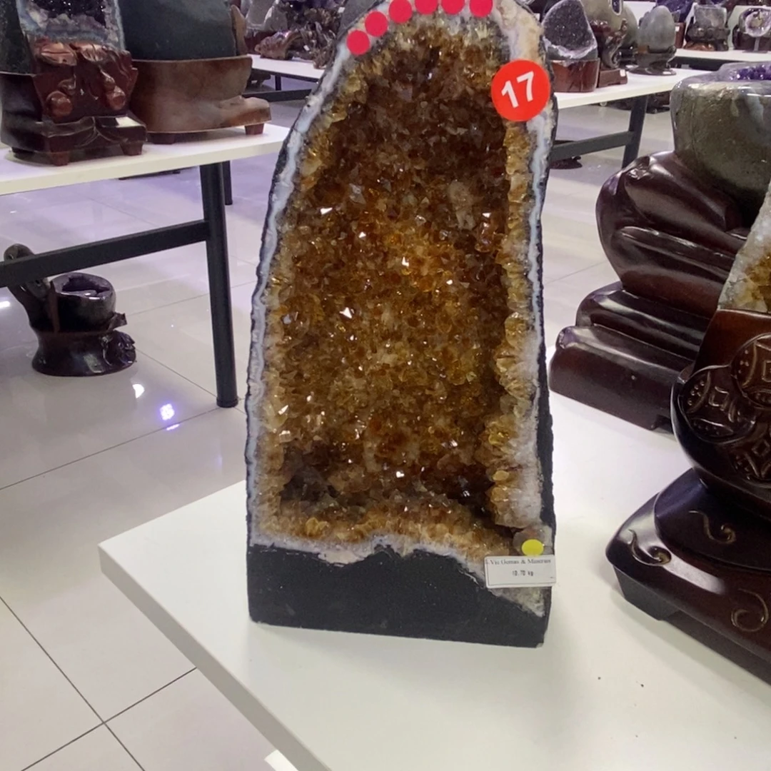 佳***y大型摆件（非配饰）未镶嵌水晶