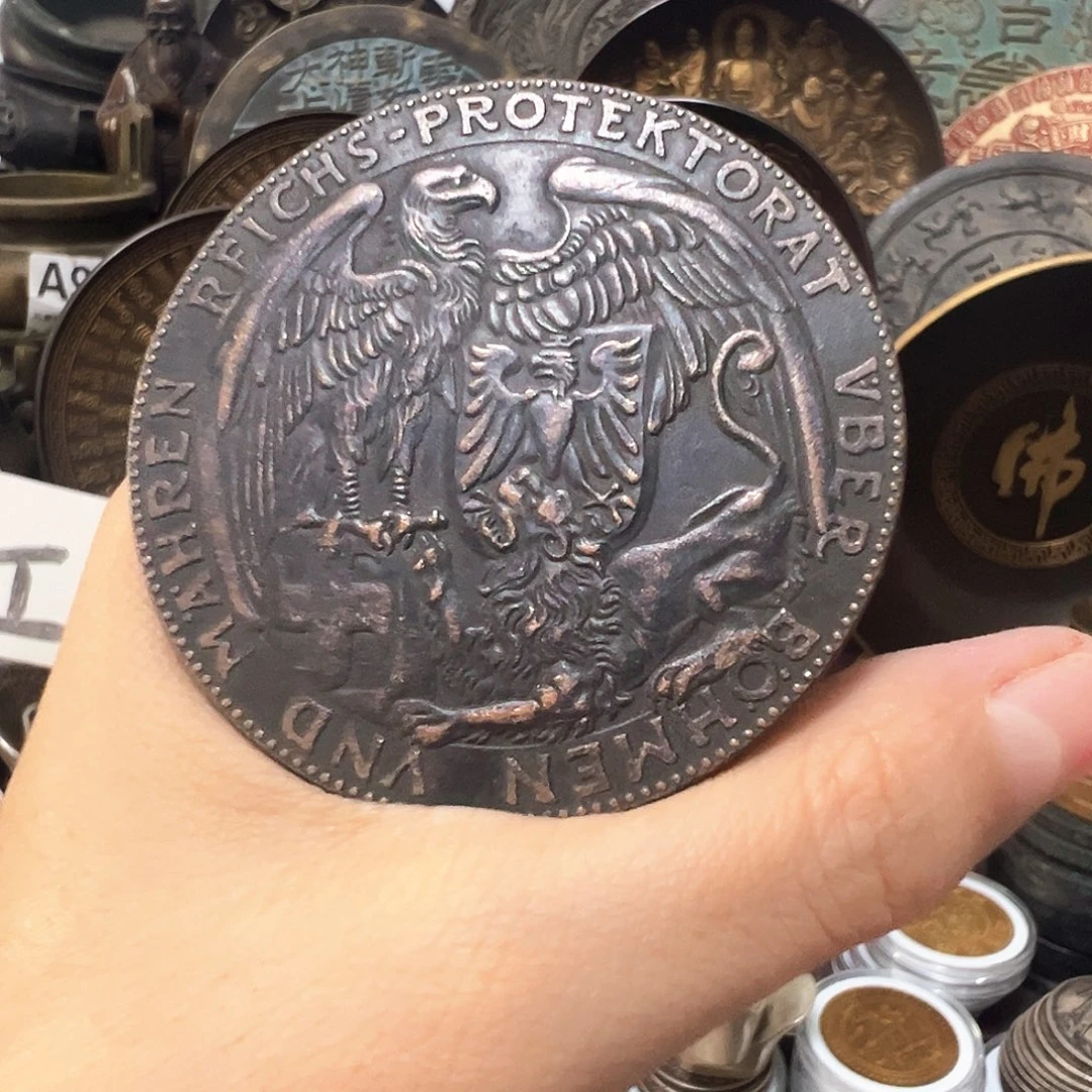 金属复古风格摆件