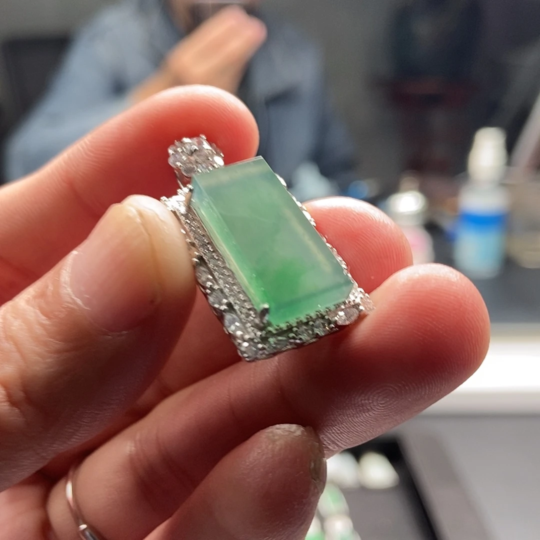 翡翠银S925镀金镶嵌吊坠(不含链)