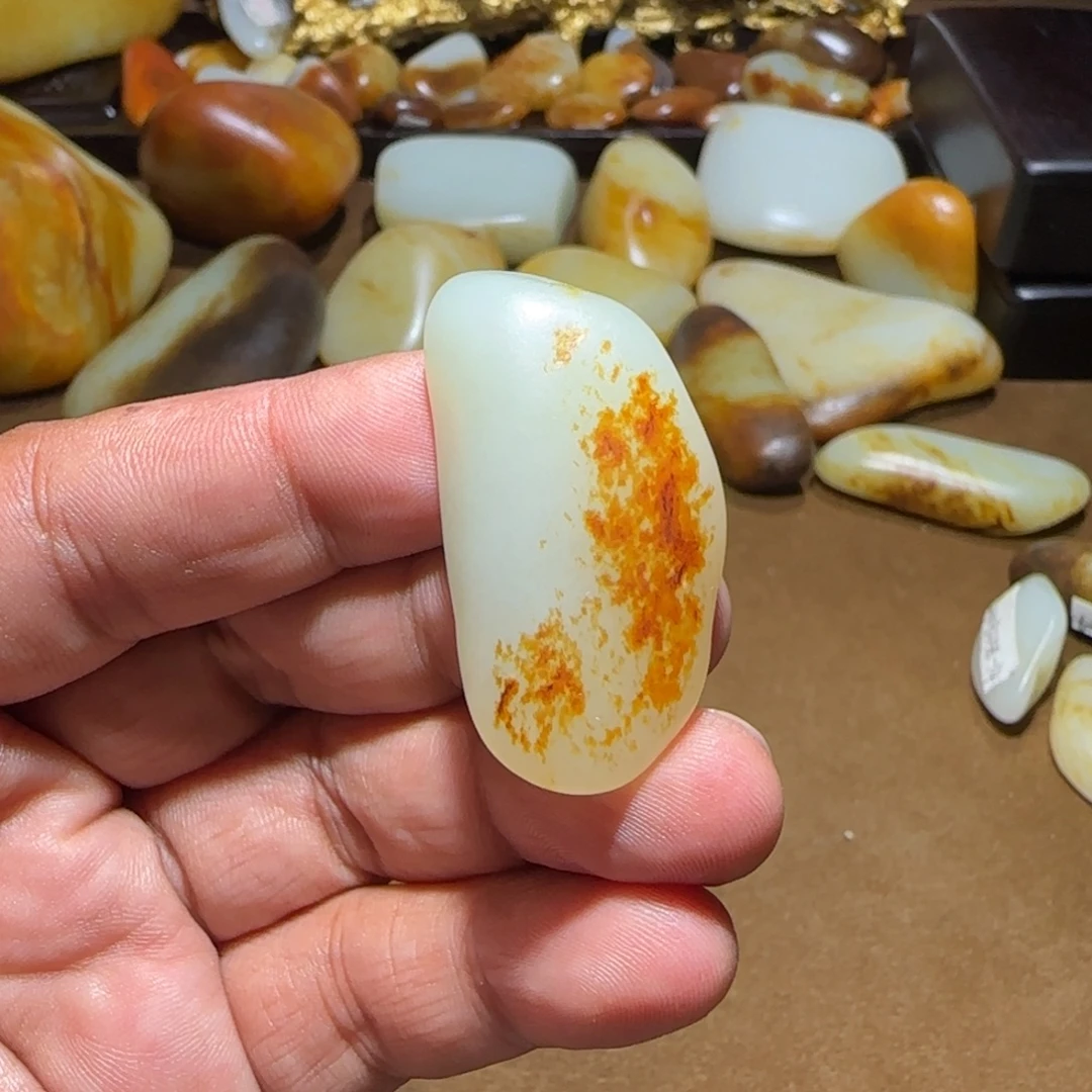坚***！和田玉（白玉）未镶嵌颈饰