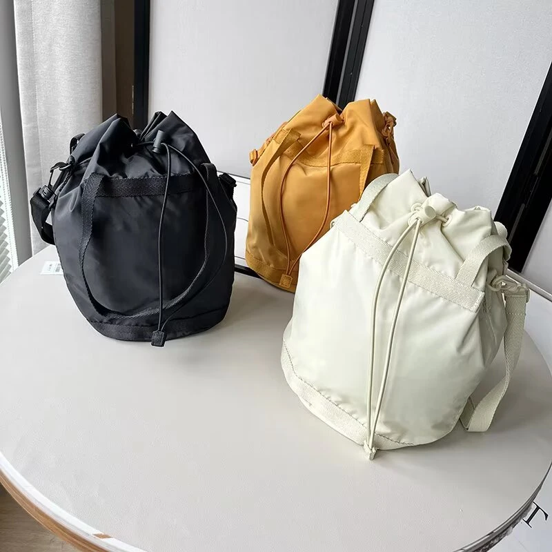 特！女士水桶包手拎包水壶包时尚单肩包肩包都市简约单肩水桶包