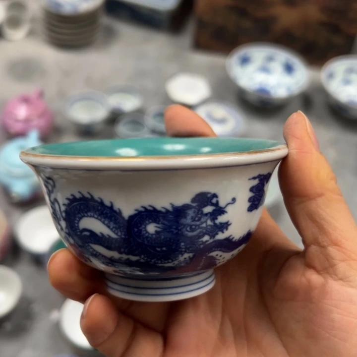 陶松石绿龙纹压手杯