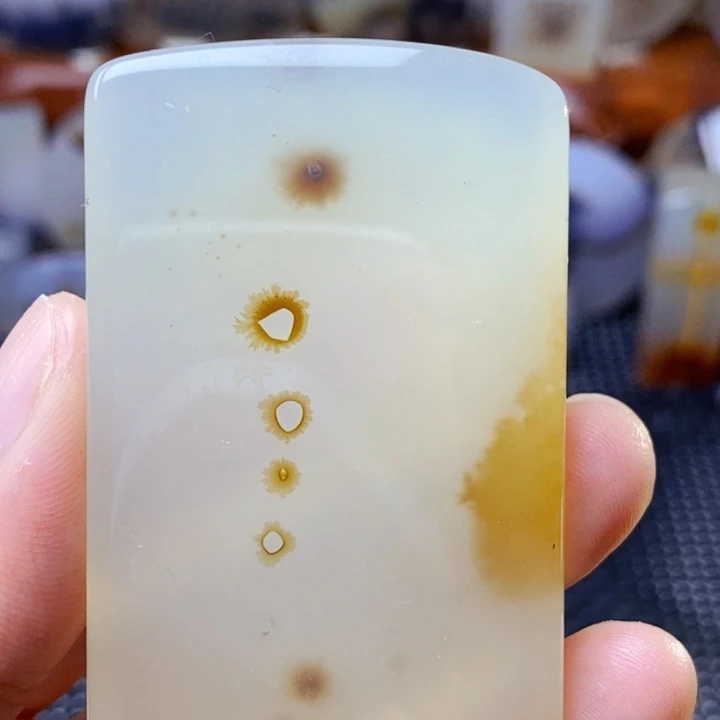 玛瑙/玉髓未镶嵌珠宝半成品