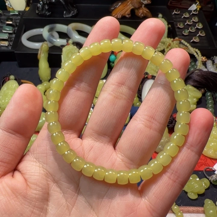 和田玉（黄玉）颈饰未镶嵌