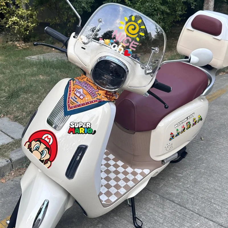 适用本田NWF125 F125车头复古方巾改装配件反光个性遮挡划痕贴纸