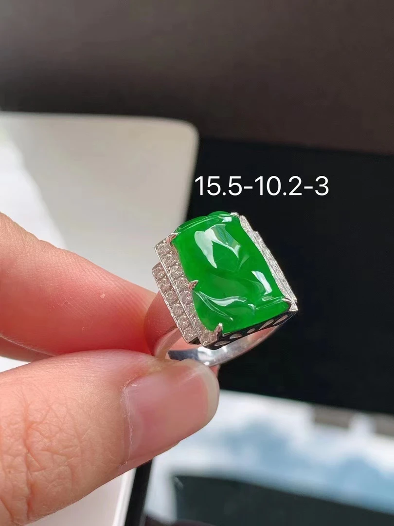 天然缅甸翡翠A货满绿竹节戒指裸石尺寸15.5-10.2-3mm