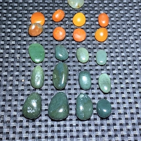 新疆和田原石石头陶