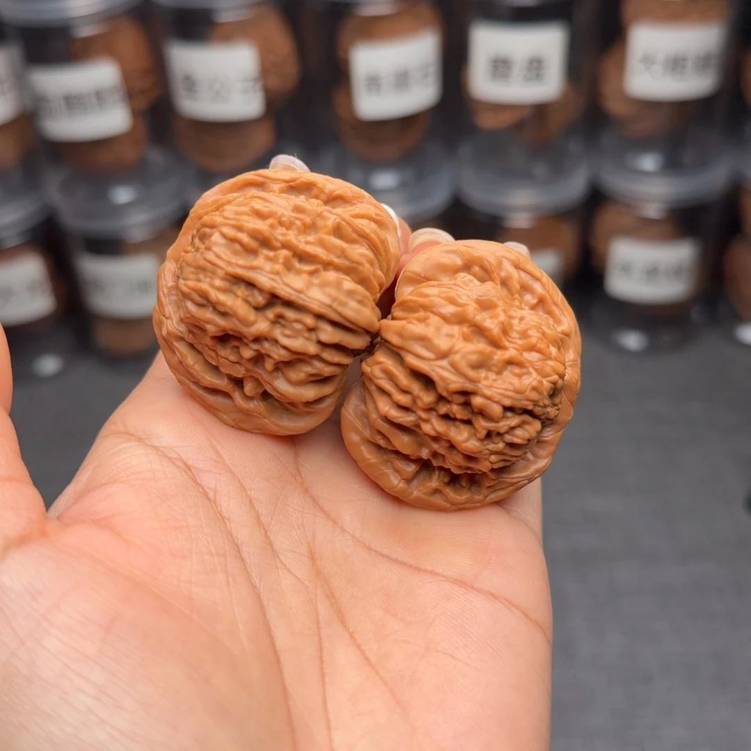 文玩核桃把件平谷楼