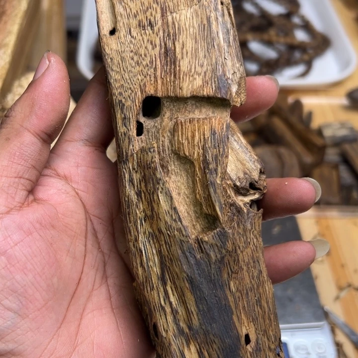 沉香碎屑沉香87克