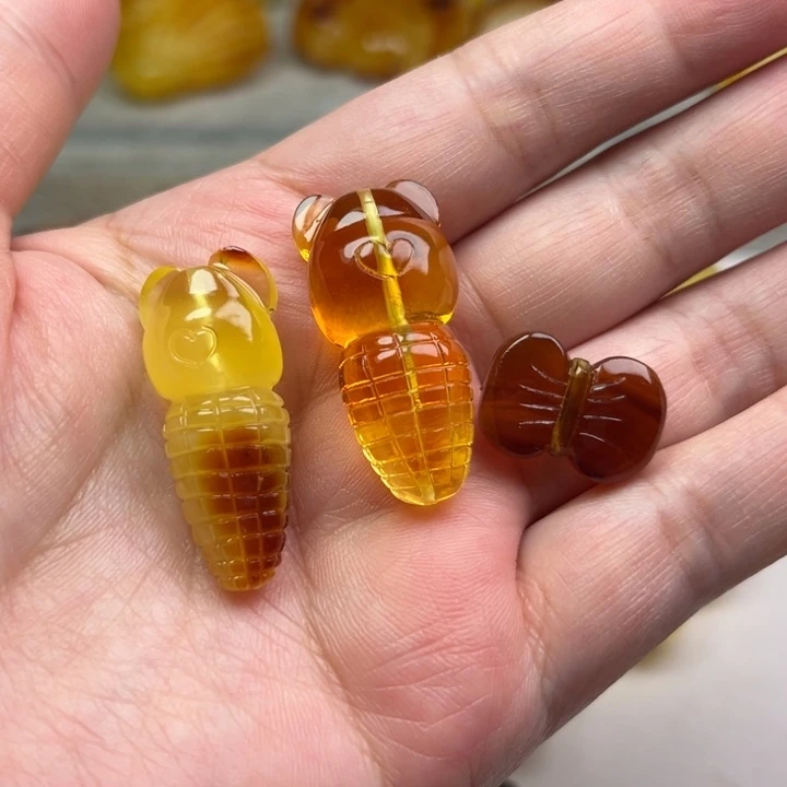 未镶嵌颈饰琥珀琥珀蜜蜡