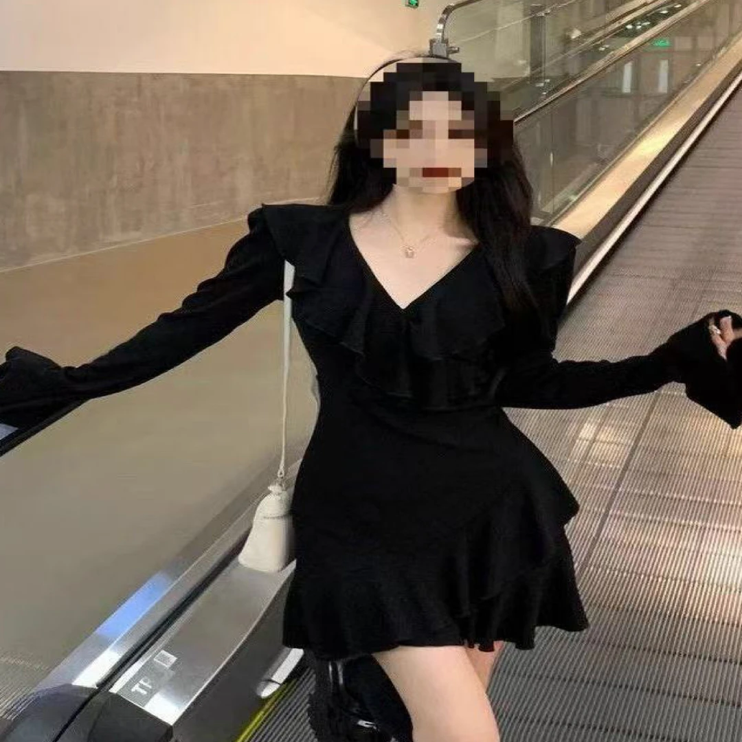 纯欲风性感V领长袖连衣裙秋季2025显瘦荷叶边黑色包臀短裙831～833