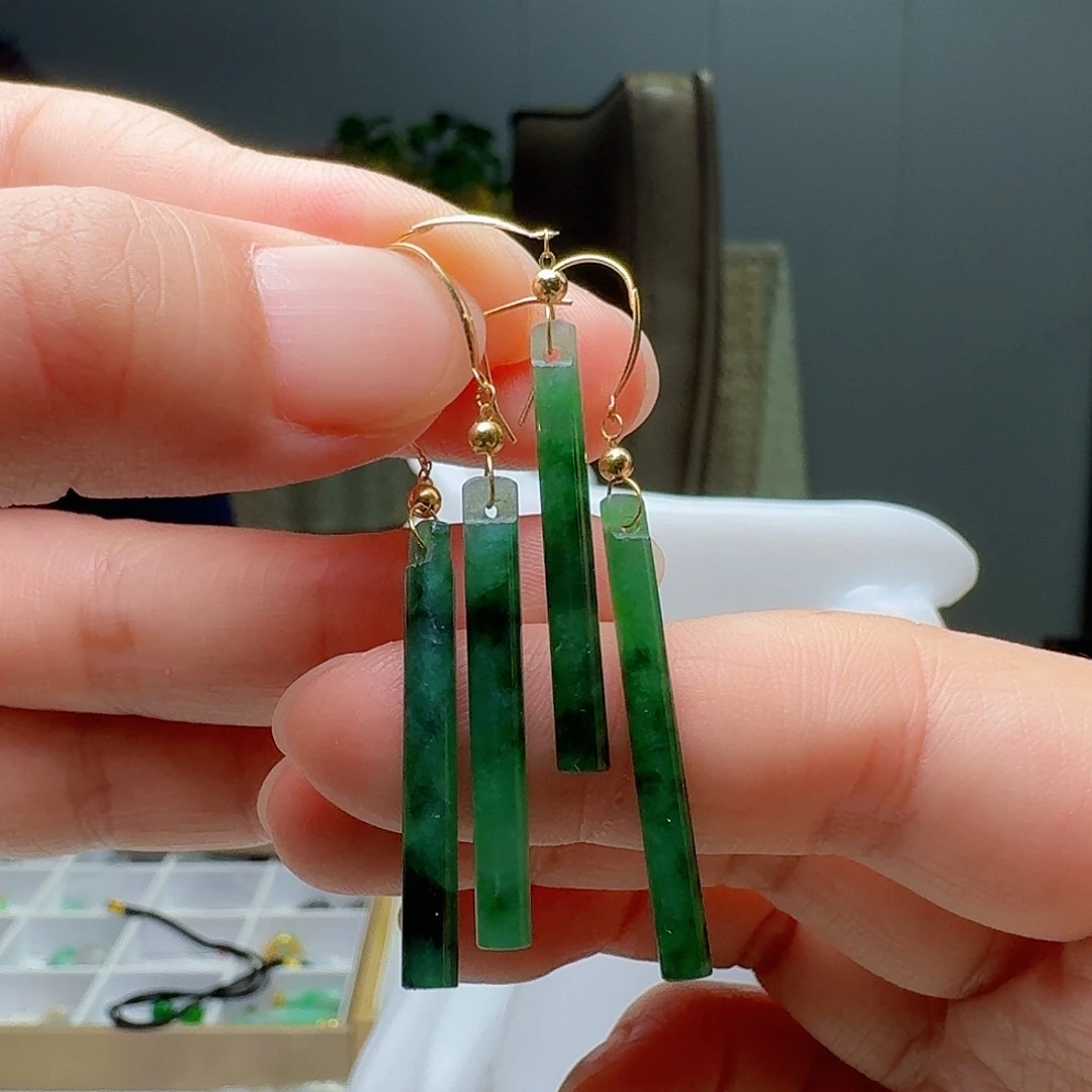 18K金镶嵌翡翠耳饰多样性发货其一