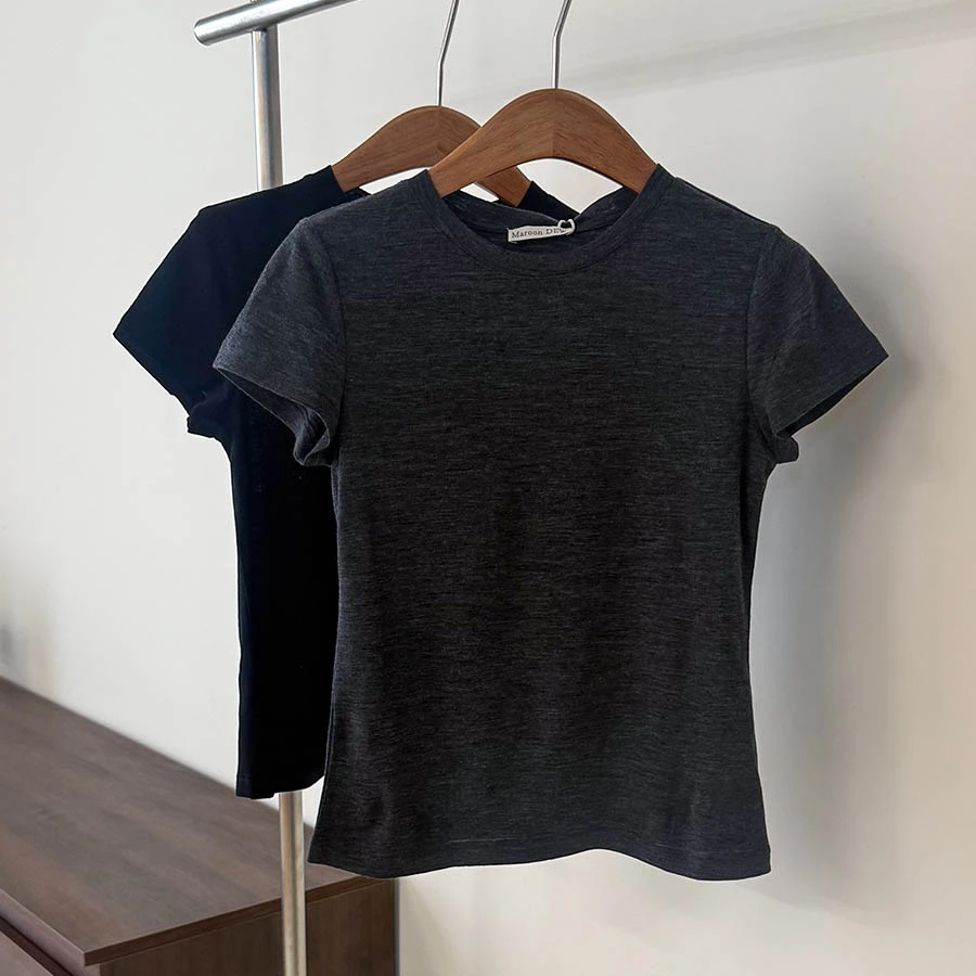 【泡芙韩国女装】亲肤全羊毛极简利落T恤/No退No换~