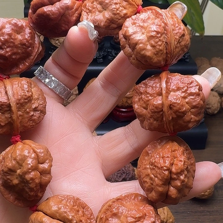 文玩核桃吊坠羊头手持