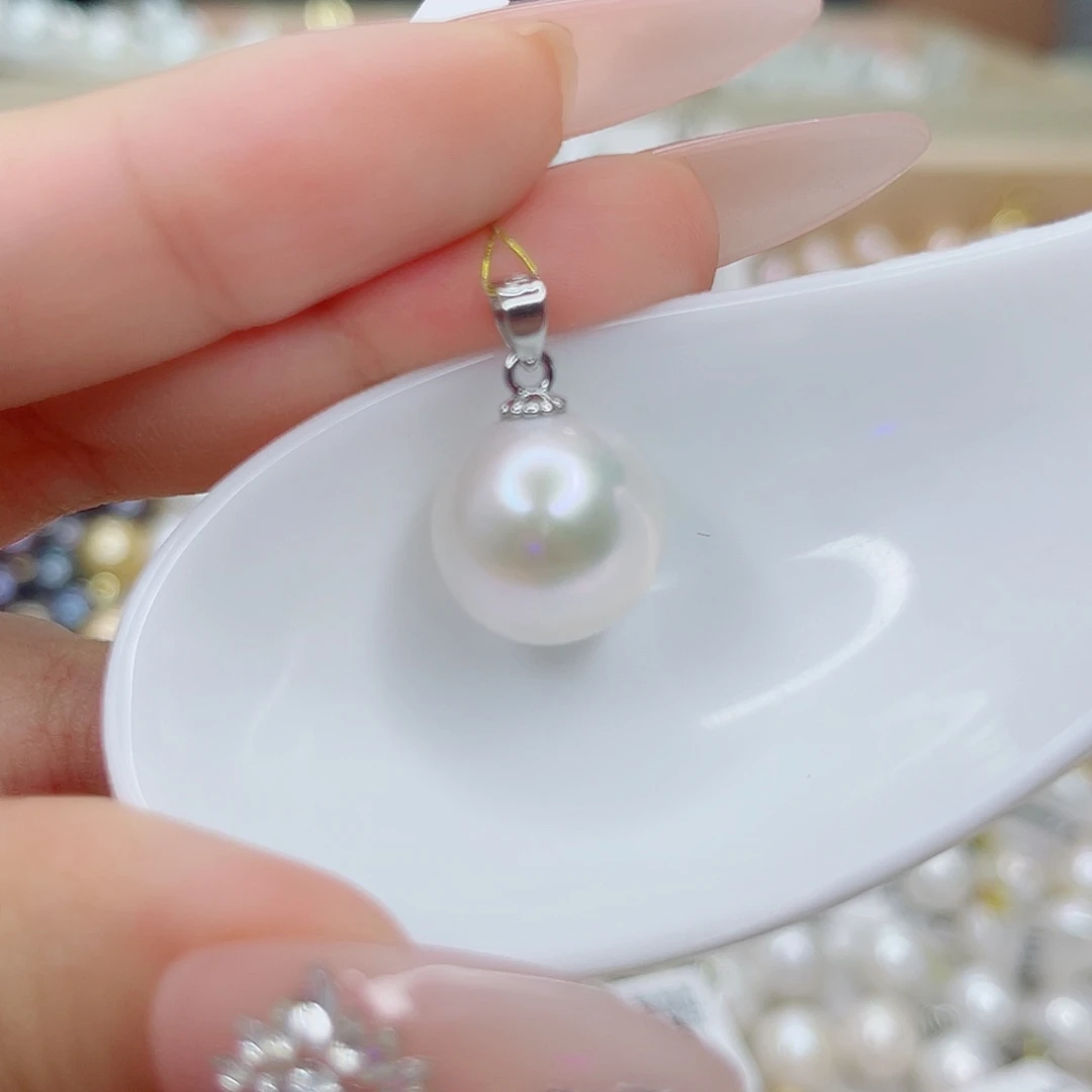 淡水珍珠未镶嵌吊坠(赠链)