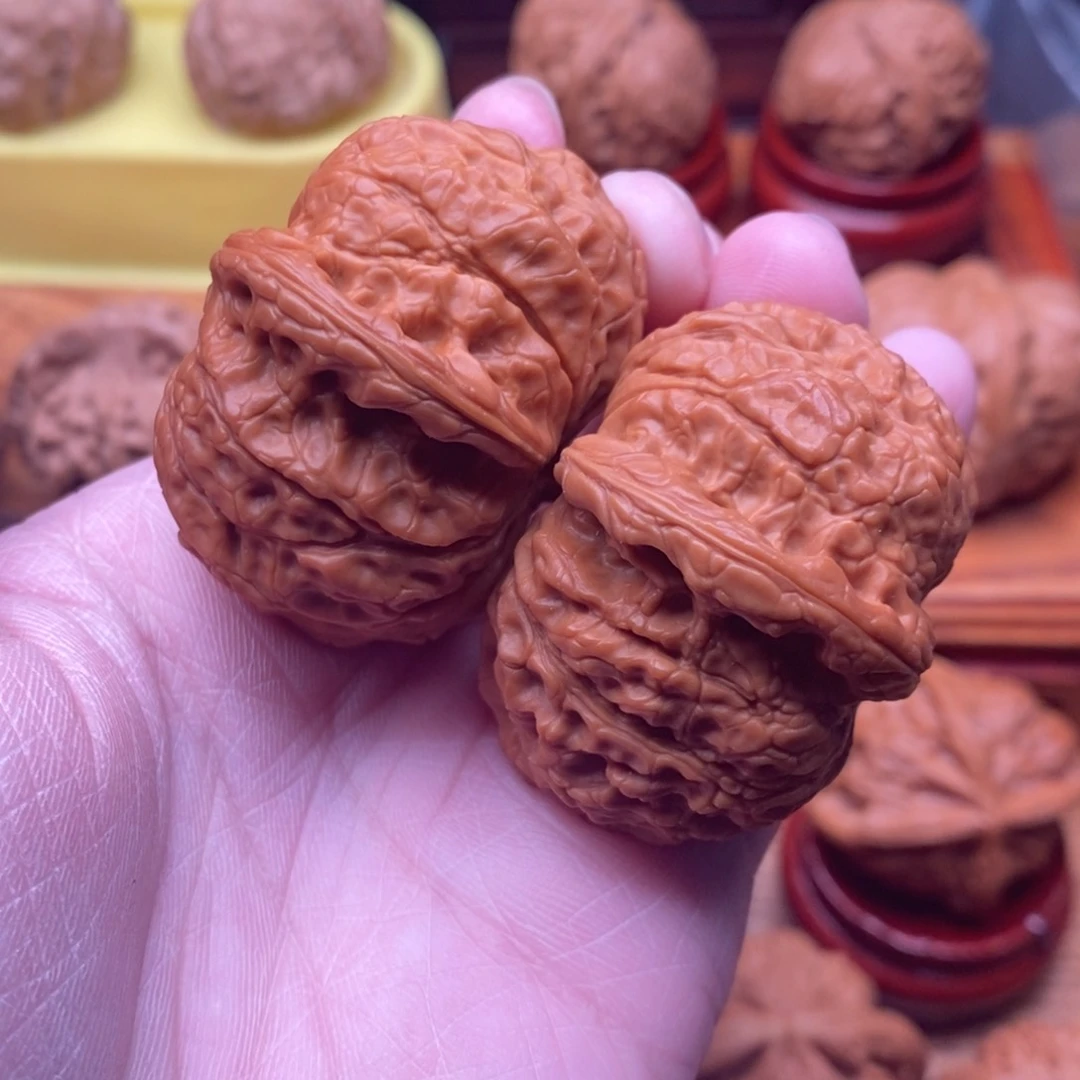 文玩核桃把件可**丸血麒麟43