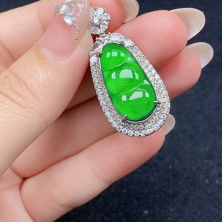 颈饰未镶嵌翡翠翡翠