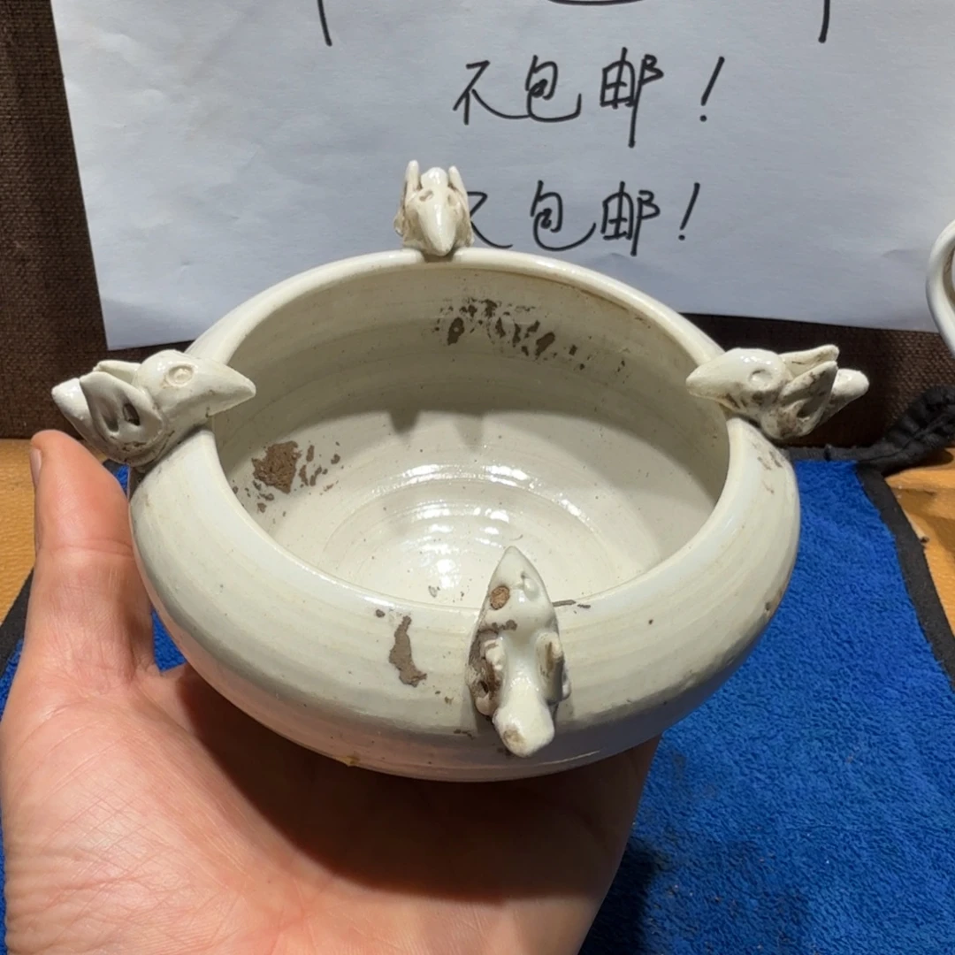 陶其他漂亮的小瓷瓶子