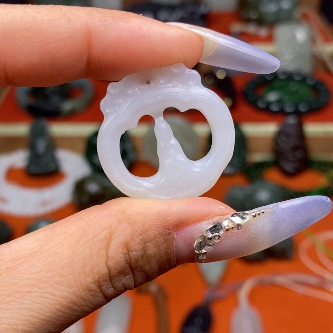 和田玉颈饰未镶嵌穿绳需备注