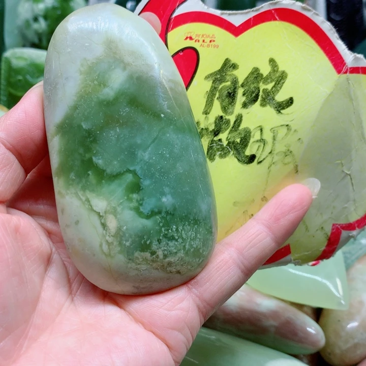 蛇纹石玉未镶嵌手把件