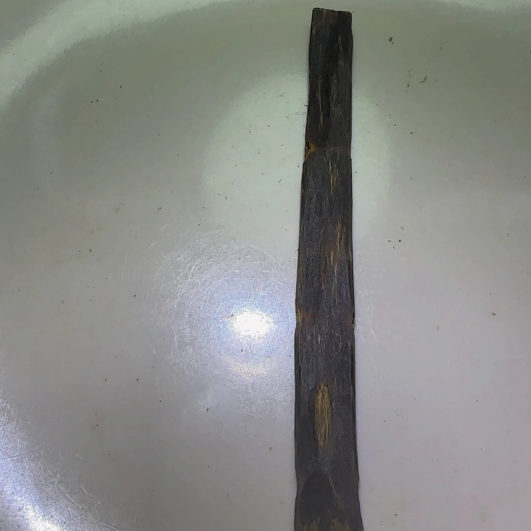 沉香手把件小*沉香奇楠沉水红油树心料8克