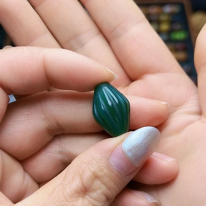 玛瑙/玉髓未镶嵌吊坠(不含链)