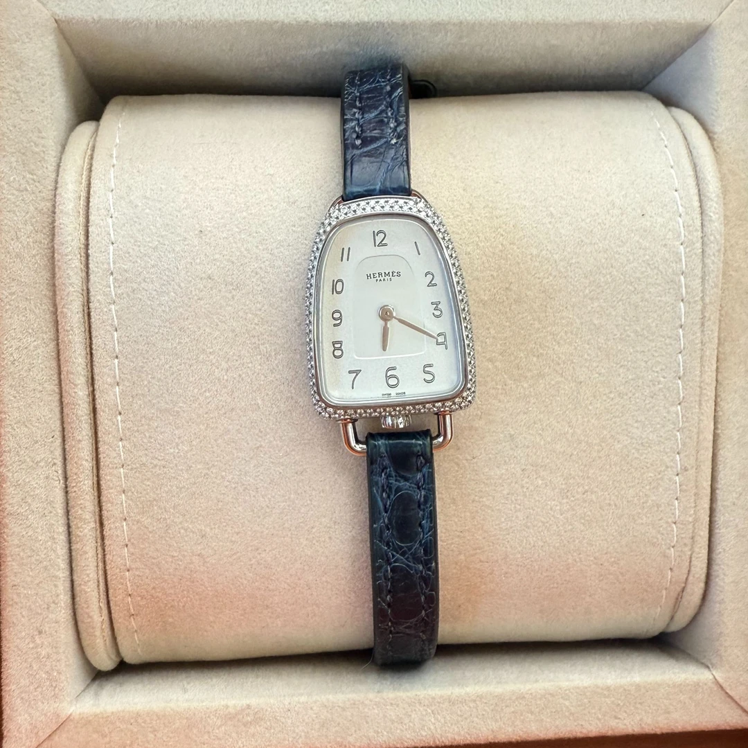 99新 Hermes/爱马仕 99新 爱马仕galop满钻腕表