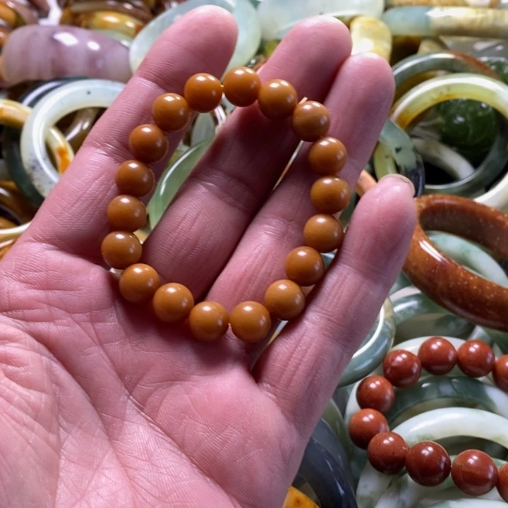 未镶嵌透闪石-蛇纹石玉手镯