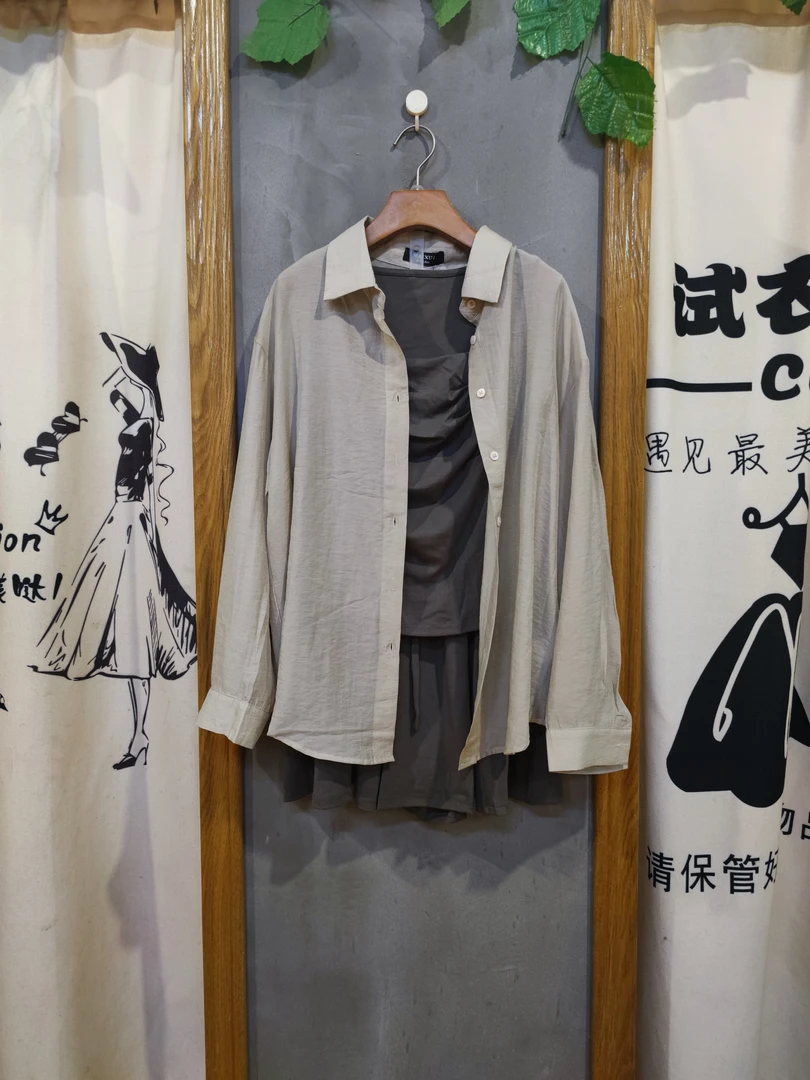 麦寻TZKFQ067夏季新款衬衫时尚套装显瘦长袖短裤吊带三件套