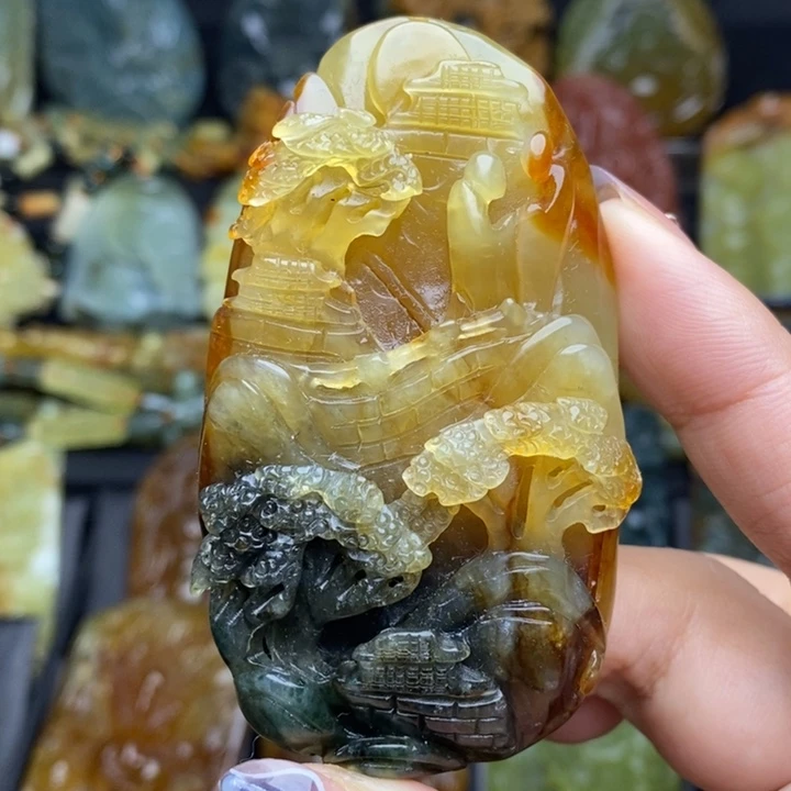 蛇纹石玉未镶嵌颈饰