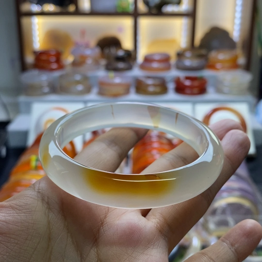 手镯玛瑙/玉髓未镶嵌