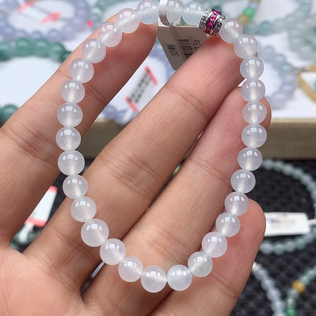 翡翠手链未镶嵌翡翠