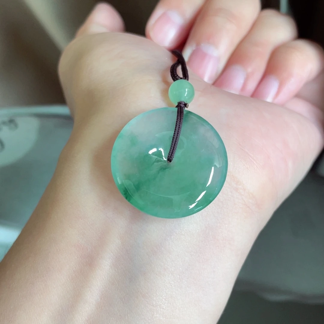 颈饰未镶嵌翡翠扣子