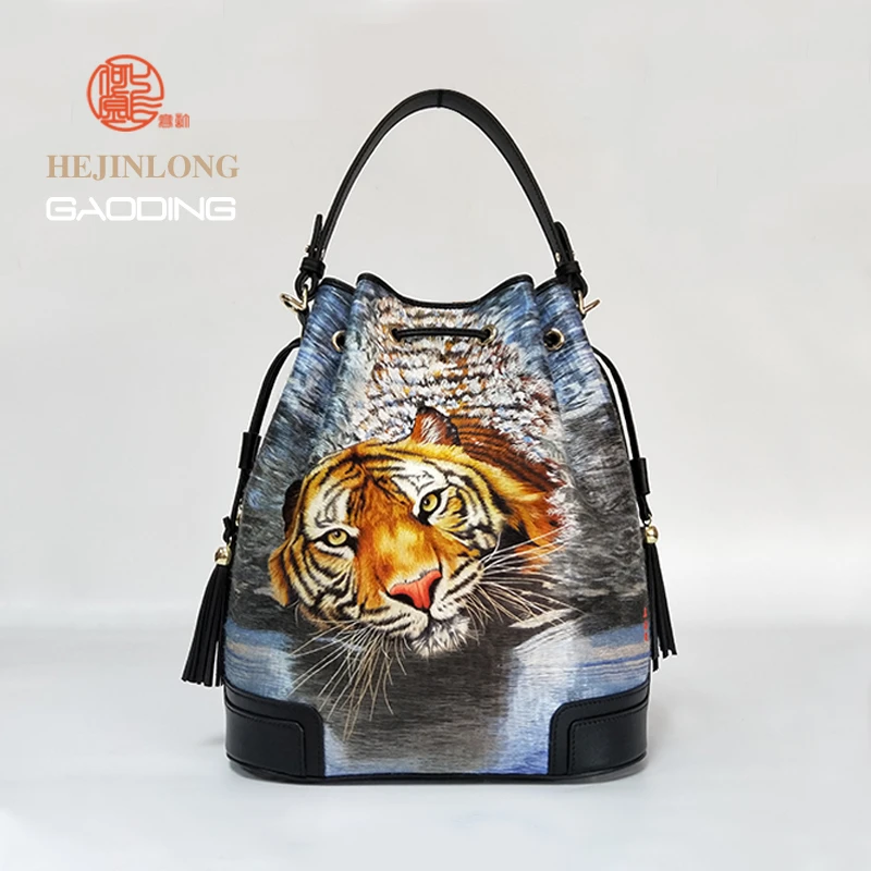 民族风老虎刺绣手提水桶包大容量