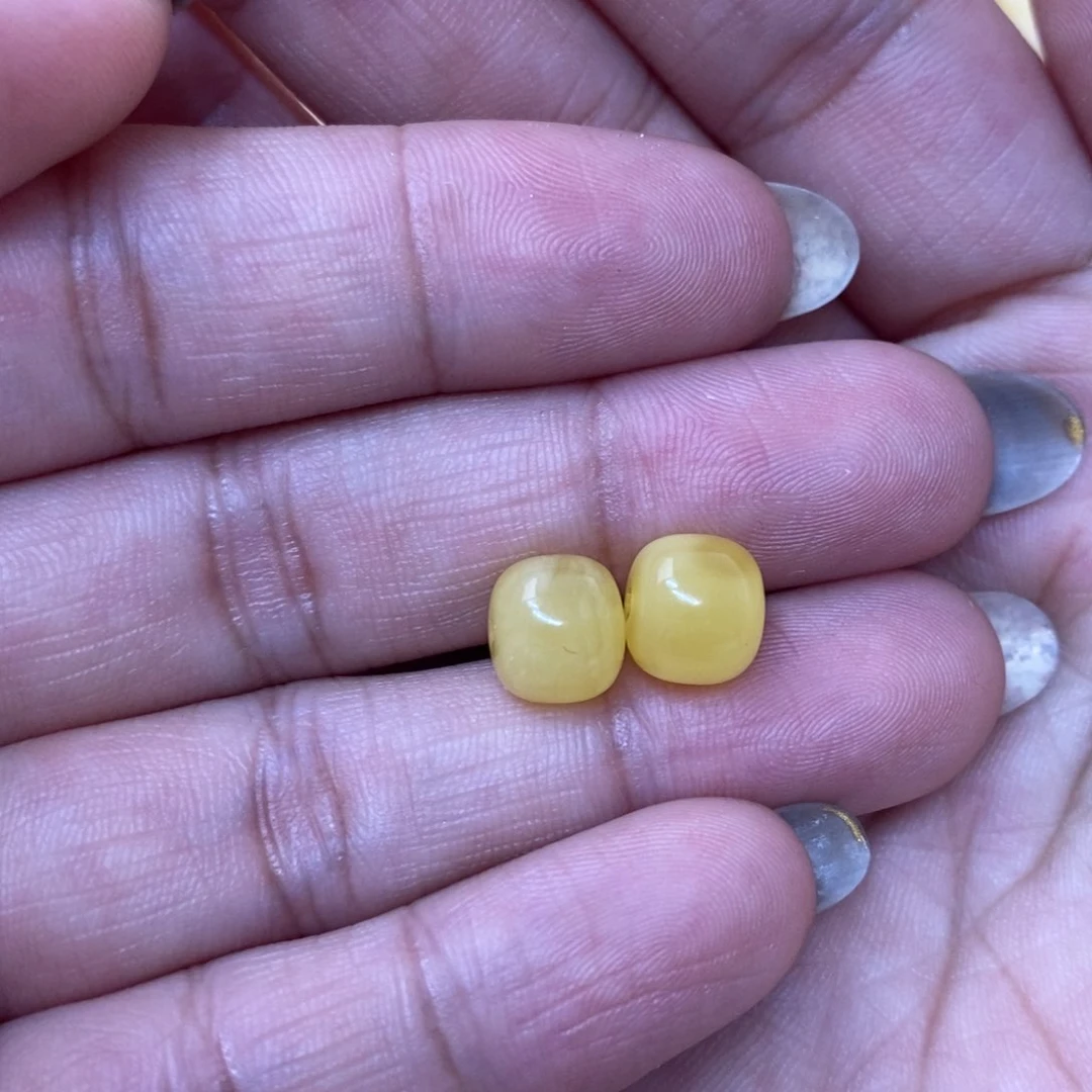 裸石琥珀未镶嵌喜****烤