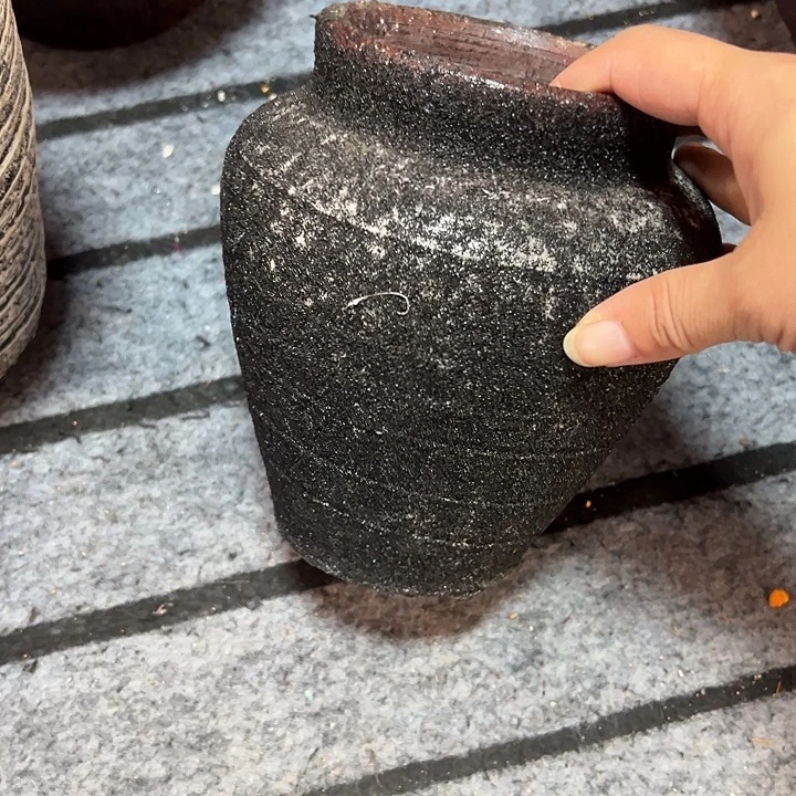 黑色喷砂高17口11默认打孔