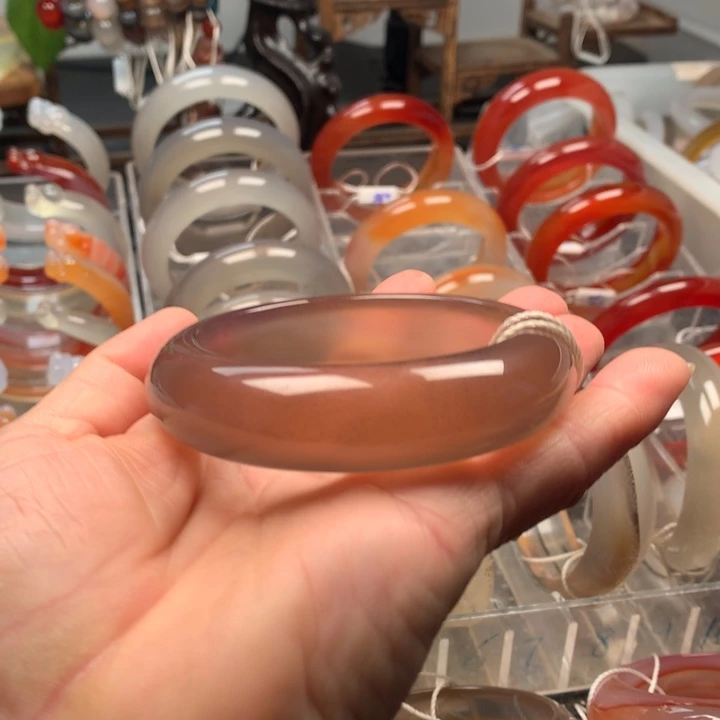 玛瑙/玉髓未镶嵌手镯